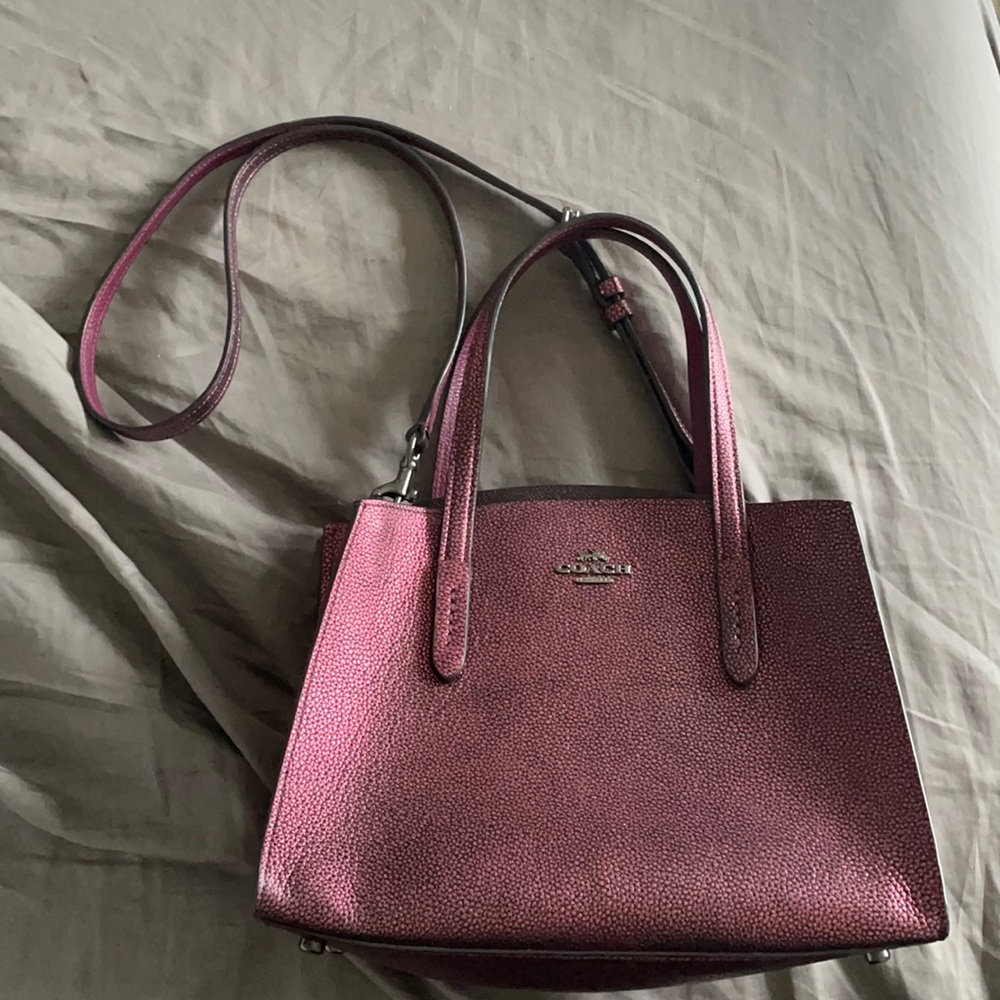 Super Cute Metallic Pink Coach Purse💕💕